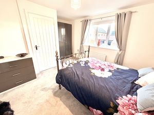 Photo 6- click for photo gallery